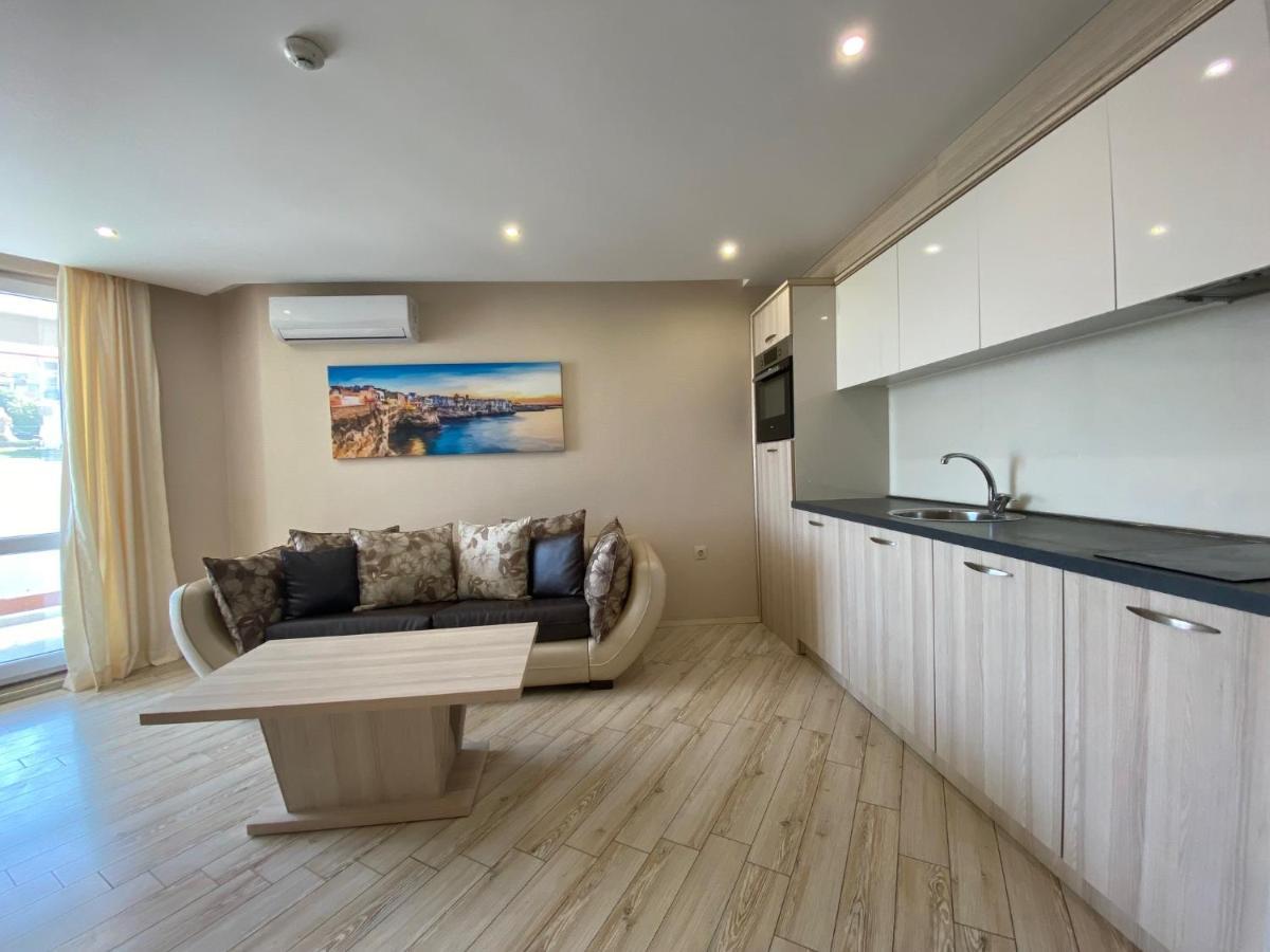 Paradiso 'В' 102 Private Sea View Apartment Nesebar Exterior photo